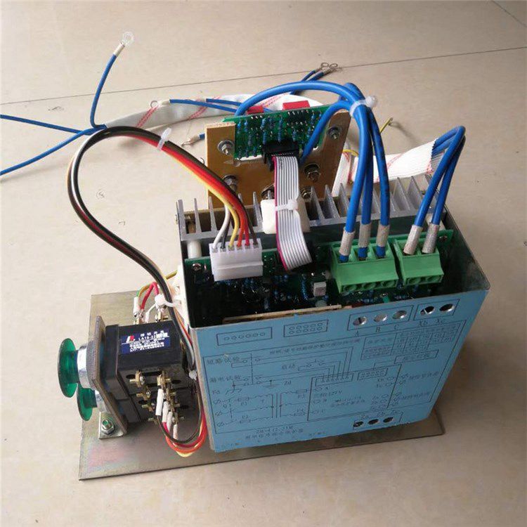 ZH-4(2.5)M照明信號綜合保護器 礦用智能開關保護裝置